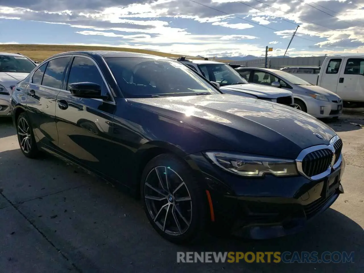 4 Photograph of a damaged car WBA5R7C59KAJ84201 BMW 3 SERIES 2019