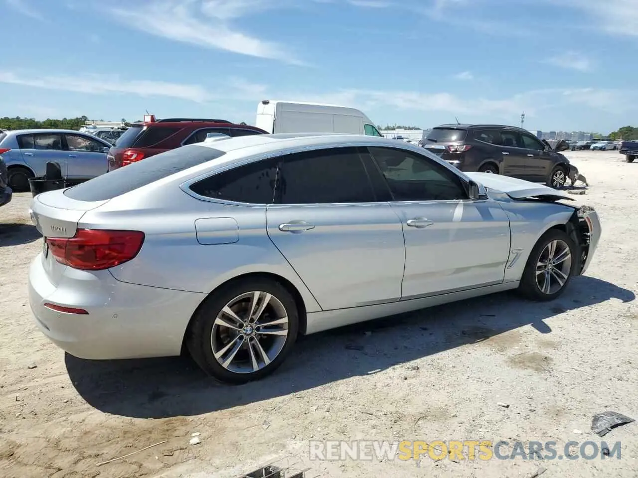 3 Photograph of a damaged car WBA8Z9C54KB220699 BMW 3 SERIES 2019