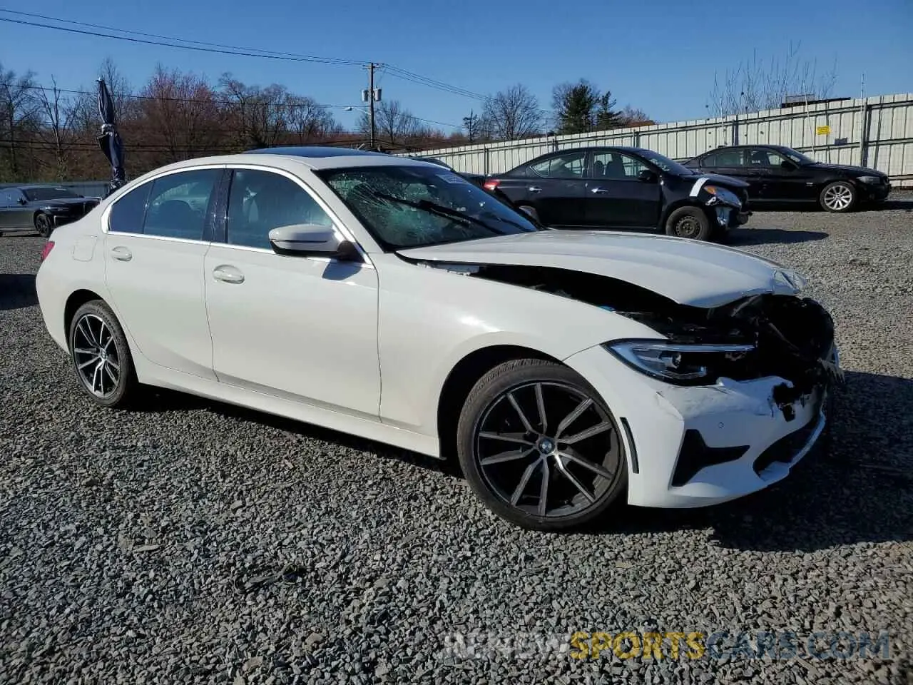 4 Photograph of a damaged car 3MW5R1J00L8B21828 BMW 3 SERIES 2020
