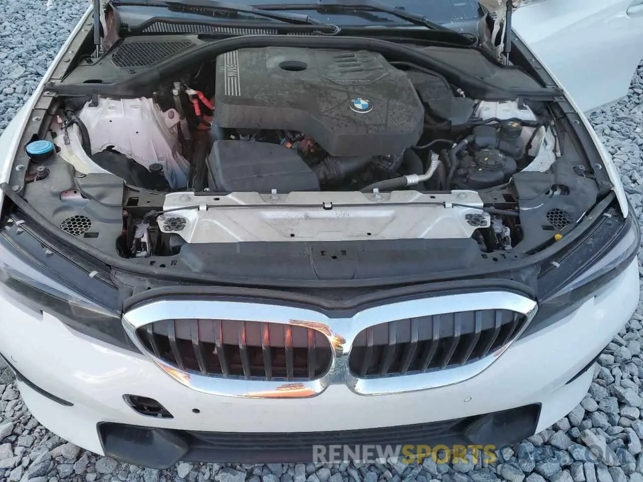 11 Photograph of a damaged car 3MW5R1J01L8B09509 BMW 3 SERIES 2020