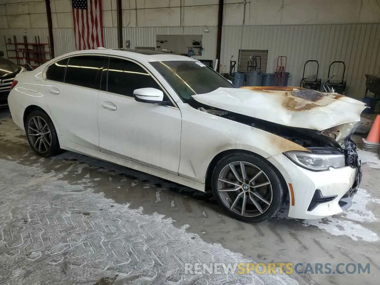 4 Фотография поврежденного автомобиля 3MW5R1J01L8B23586 BMW 3 SERIES 2020