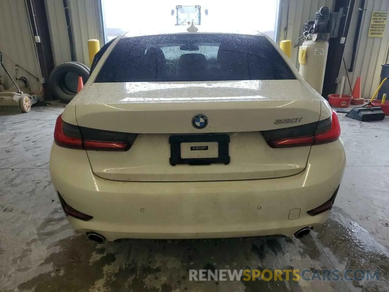 6 Фотография поврежденного автомобиля 3MW5R1J01L8B23586 BMW 3 SERIES 2020