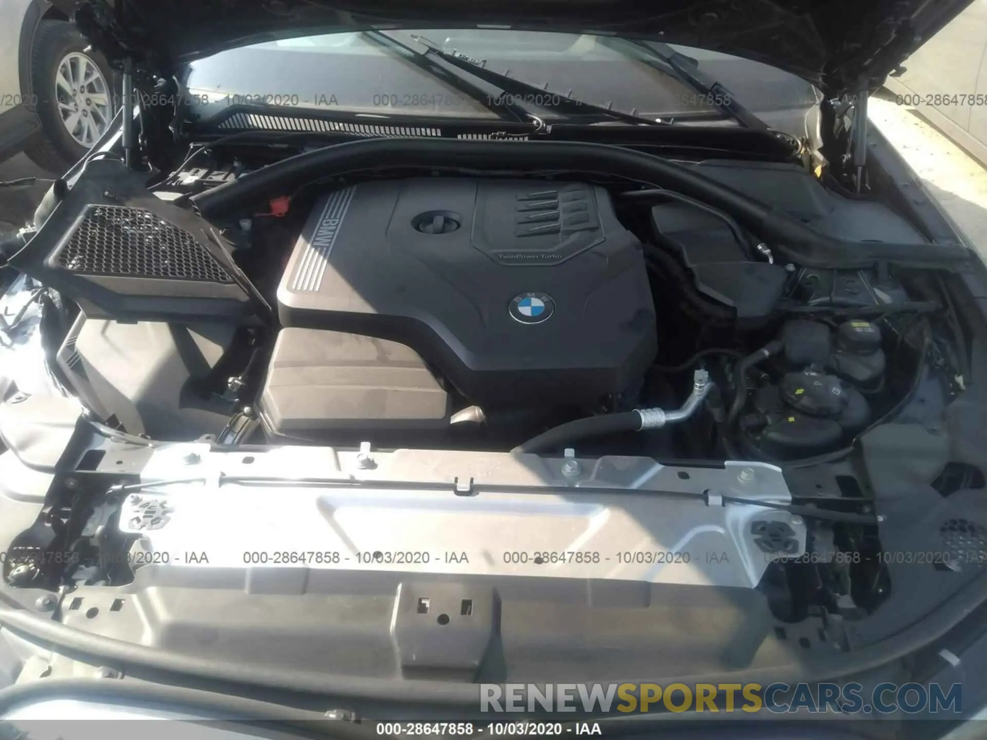 10 Photograph of a damaged car 3MW5R1J03L8B12511 BMW 3 SERIES 2020
