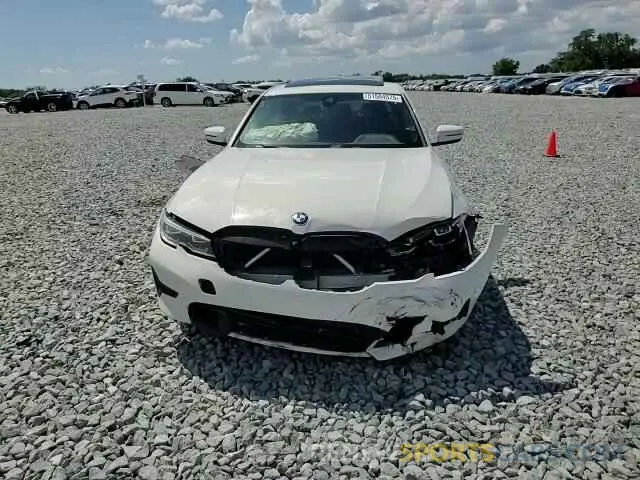 10 Photograph of a damaged car 3MW5R1J04L8B04952 BMW 3 SERIES 2020