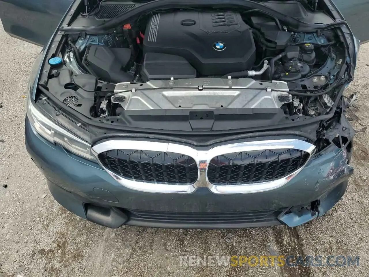 11 Photograph of a damaged car 3MW5R1J04L8B20665 BMW 3 SERIES 2020