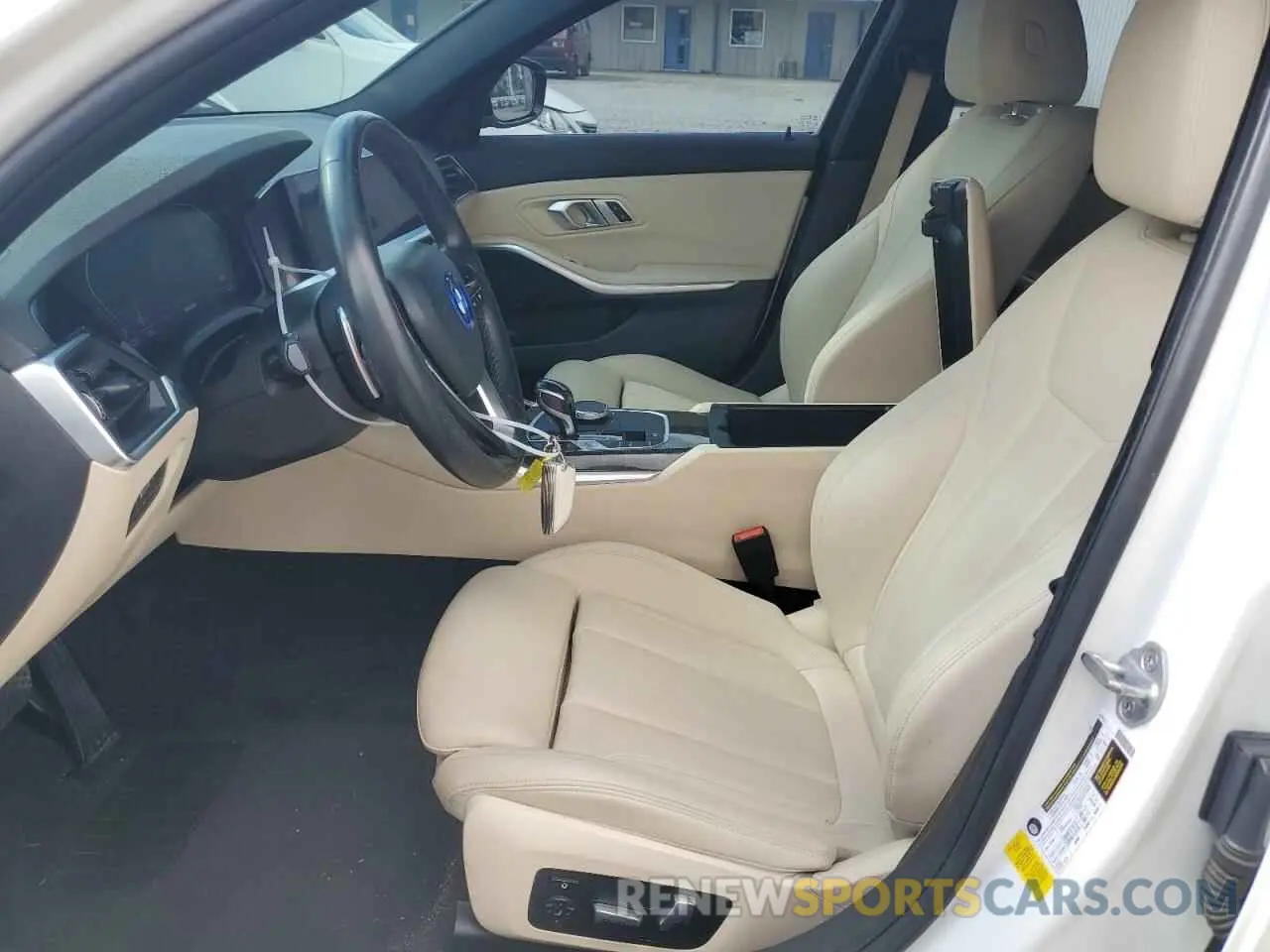 7 Фотография поврежденного автомобиля 3MW5R1J04L8B24506 BMW 3 SERIES 2020
