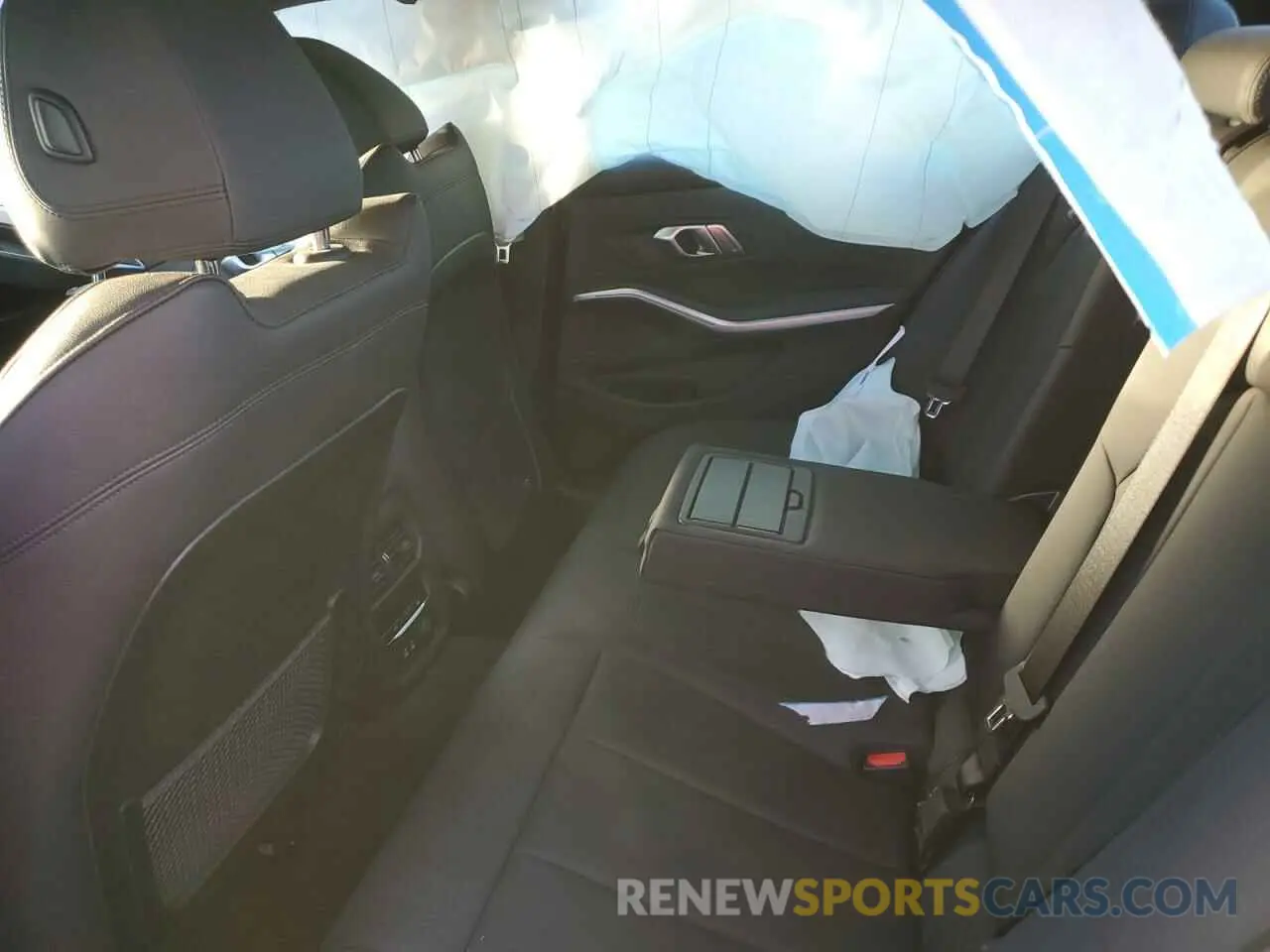 6 Фотография поврежденного автомобиля 3MW5R1J04L8B26952 BMW 3 SERIES 2020