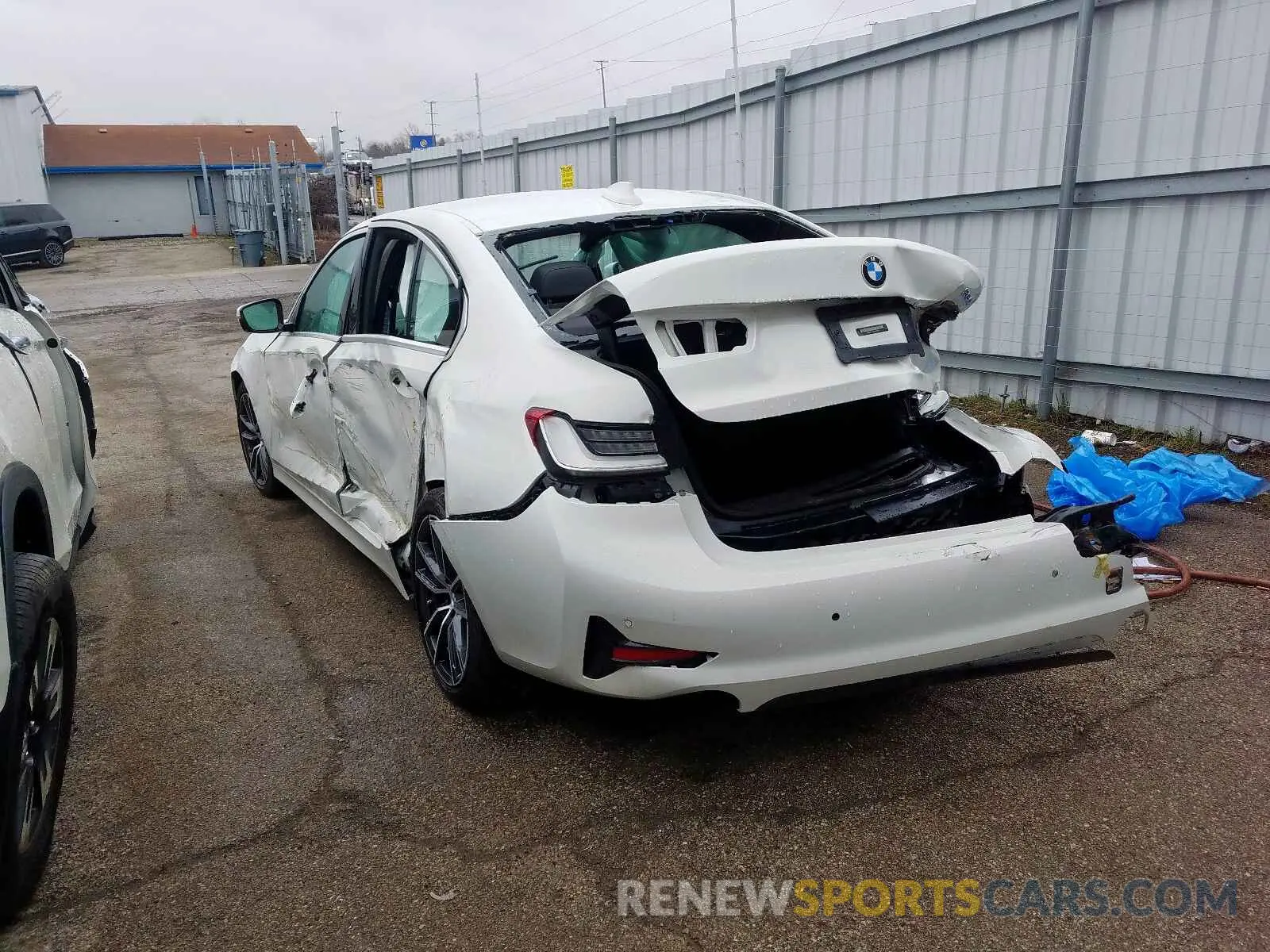 3 Фотография поврежденного автомобиля 3MW5R1J05L8B07701 BMW 3 SERIES 2020