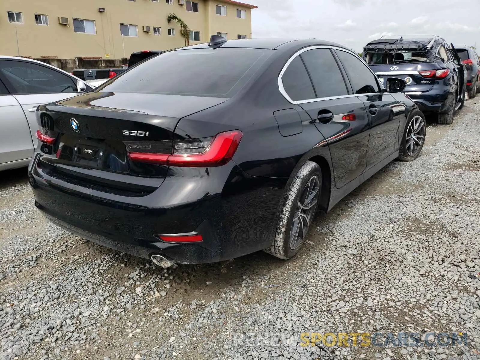 4 Photograph of a damaged car 3MW5R1J05L8B20688 BMW 3 SERIES 2020
