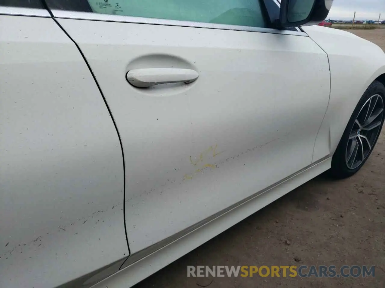 9 Photograph of a damaged car 3MW5R1J05L8B36986 BMW 3 SERIES 2020
