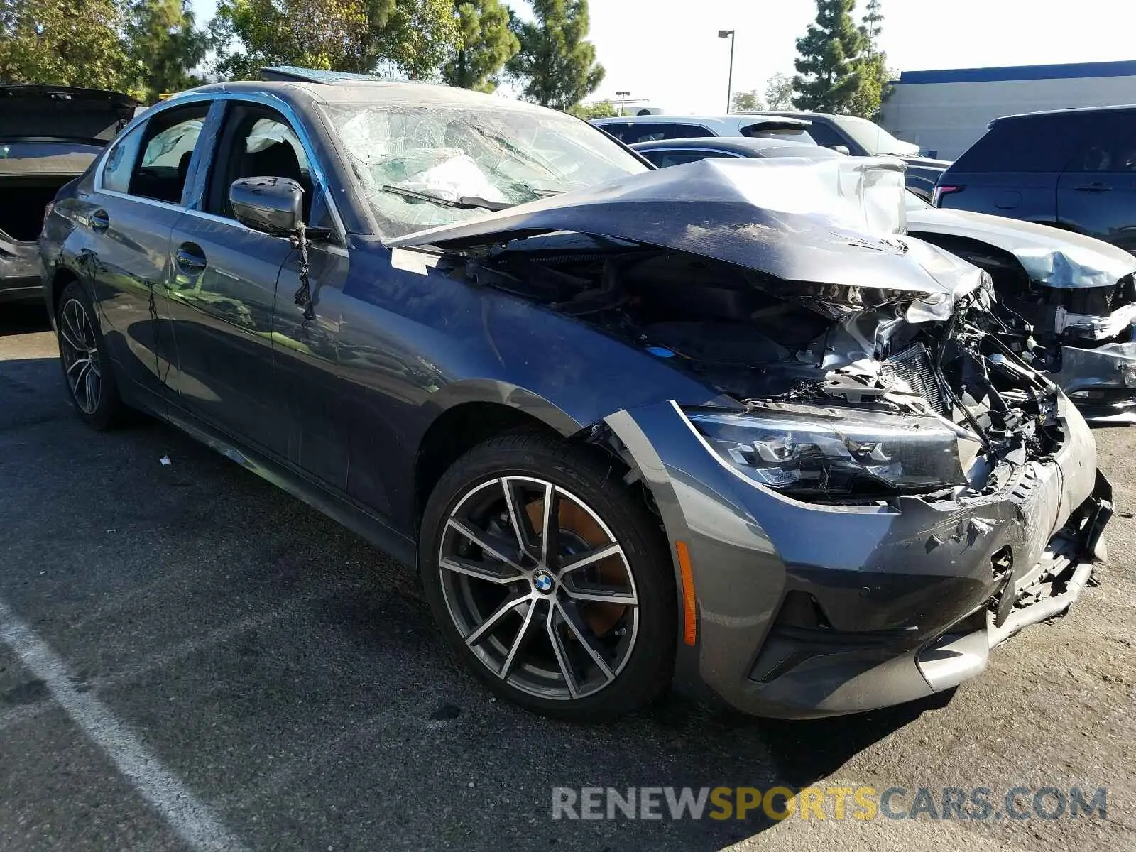 1 Photograph of a damaged car 3MW5R1J06L8B05164 BMW 3 SERIES 2020