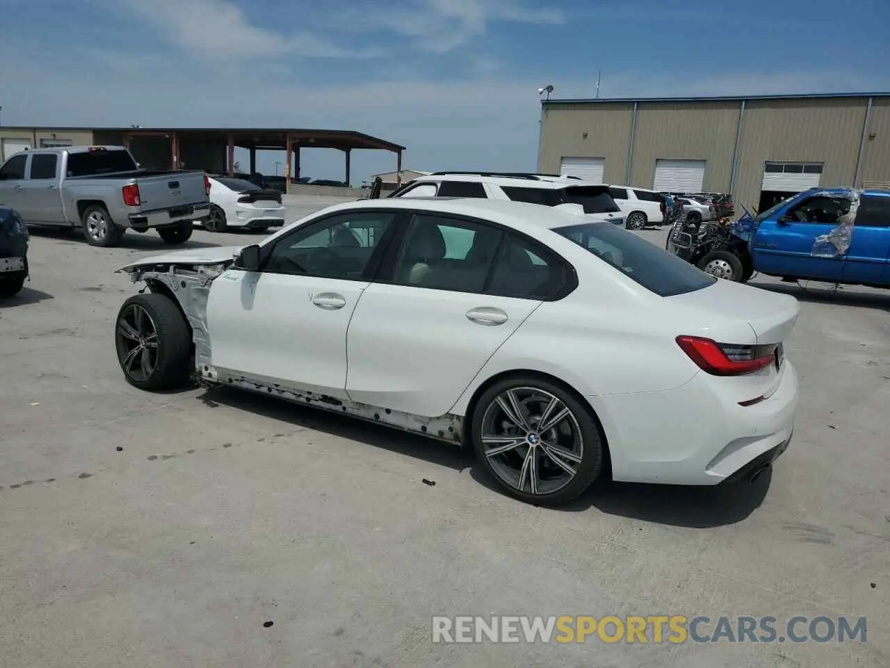 2 Photograph of a damaged car 3MW5R1J06L8B14298 BMW 3 SERIES 2020