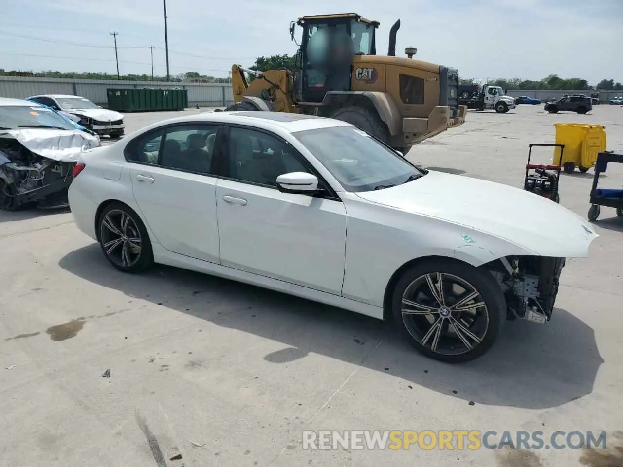 4 Photograph of a damaged car 3MW5R1J06L8B14298 BMW 3 SERIES 2020