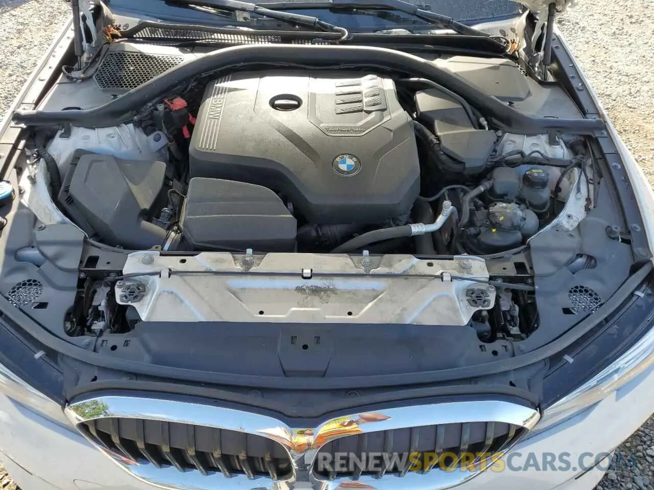 11 Photograph of a damaged car 3MW5R1J06L8B21946 BMW 3 SERIES 2020