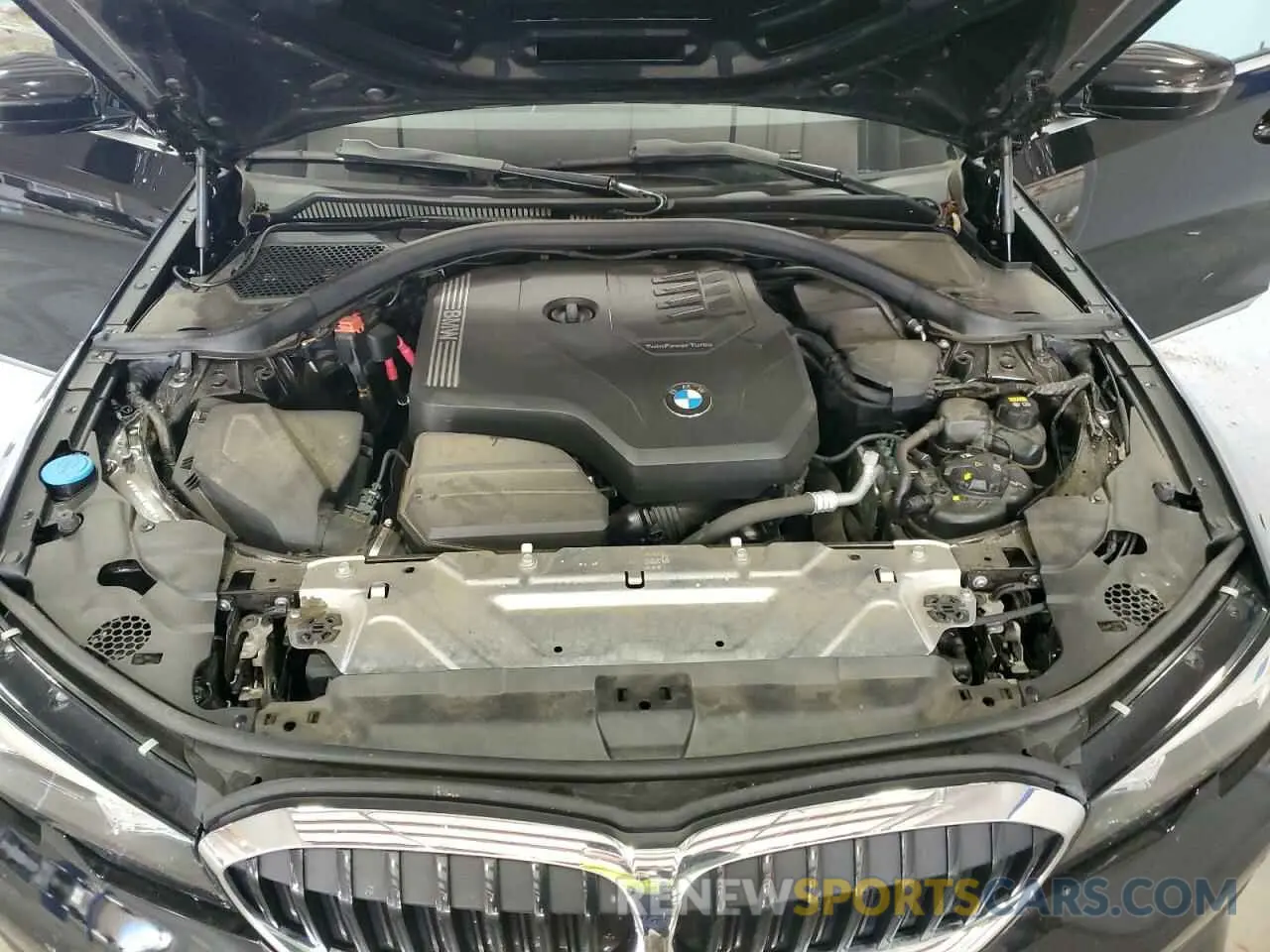 11 Фотография поврежденного автомобиля 3MW5R1J08L8B10897 BMW 3 SERIES 2020