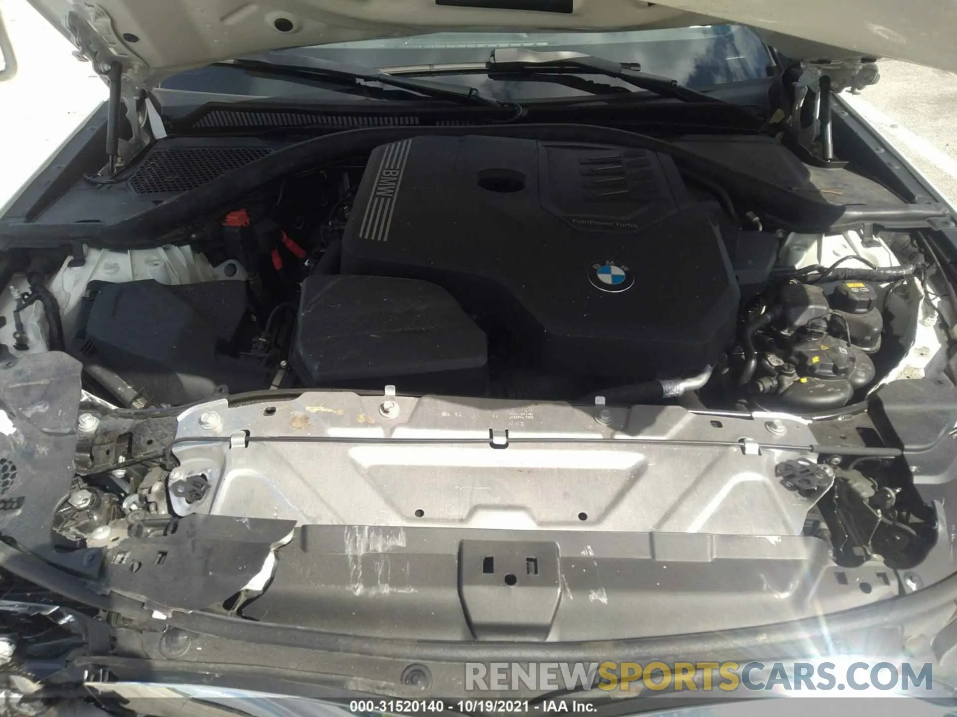 10 Photograph of a damaged car 3MW5R1J08L8B12245 BMW 3 SERIES 2020