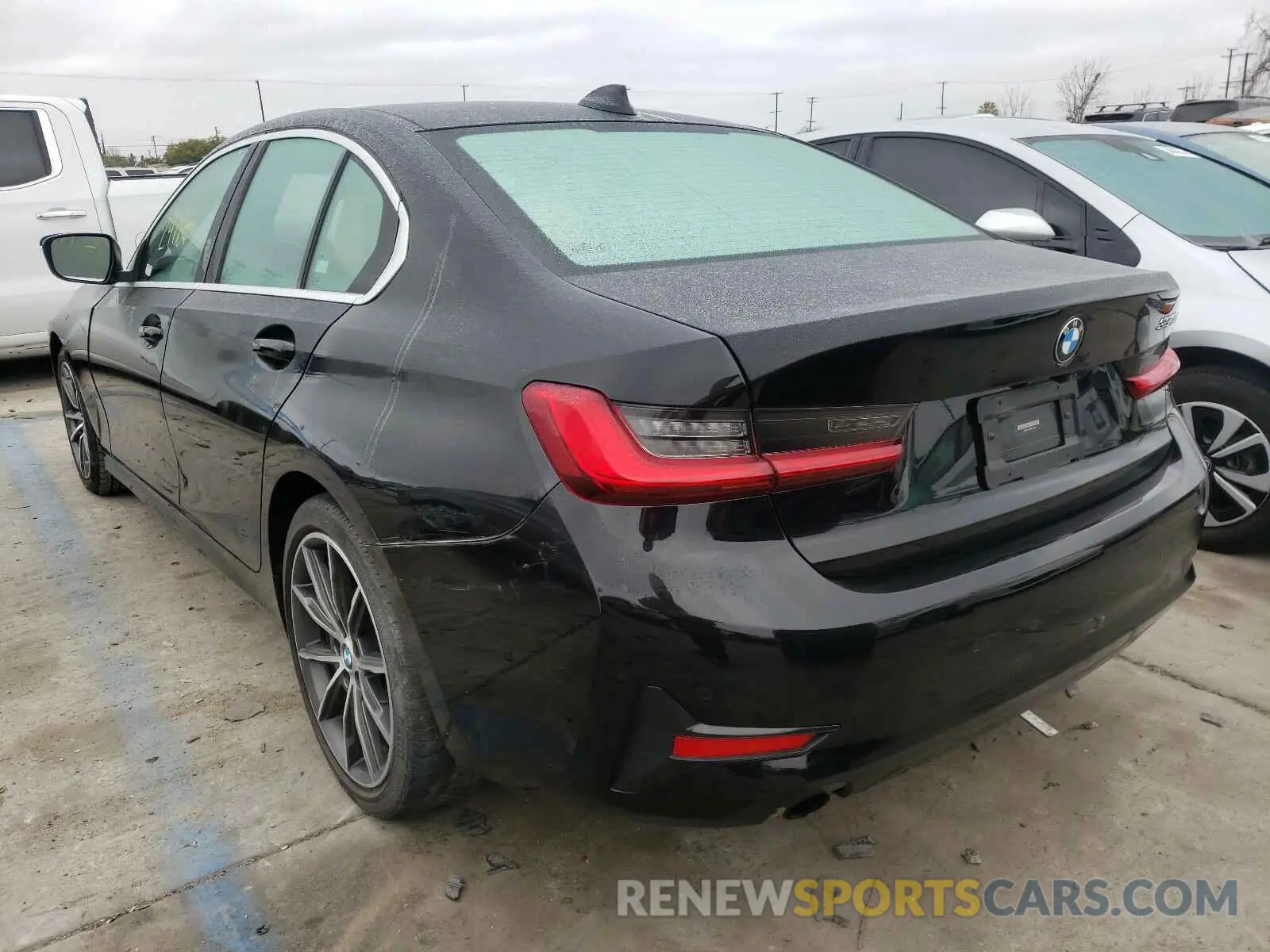 3 Photograph of a damaged car 3MW5R1J08L8B20992 BMW 3 SERIES 2020