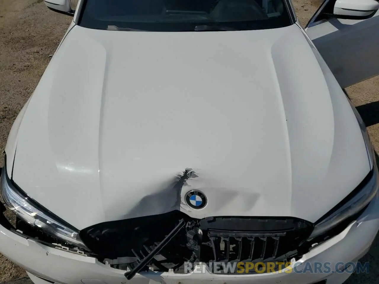 11 Фотография поврежденного автомобиля 3MW5R7J00L8B06412 BMW 3 SERIES 2020