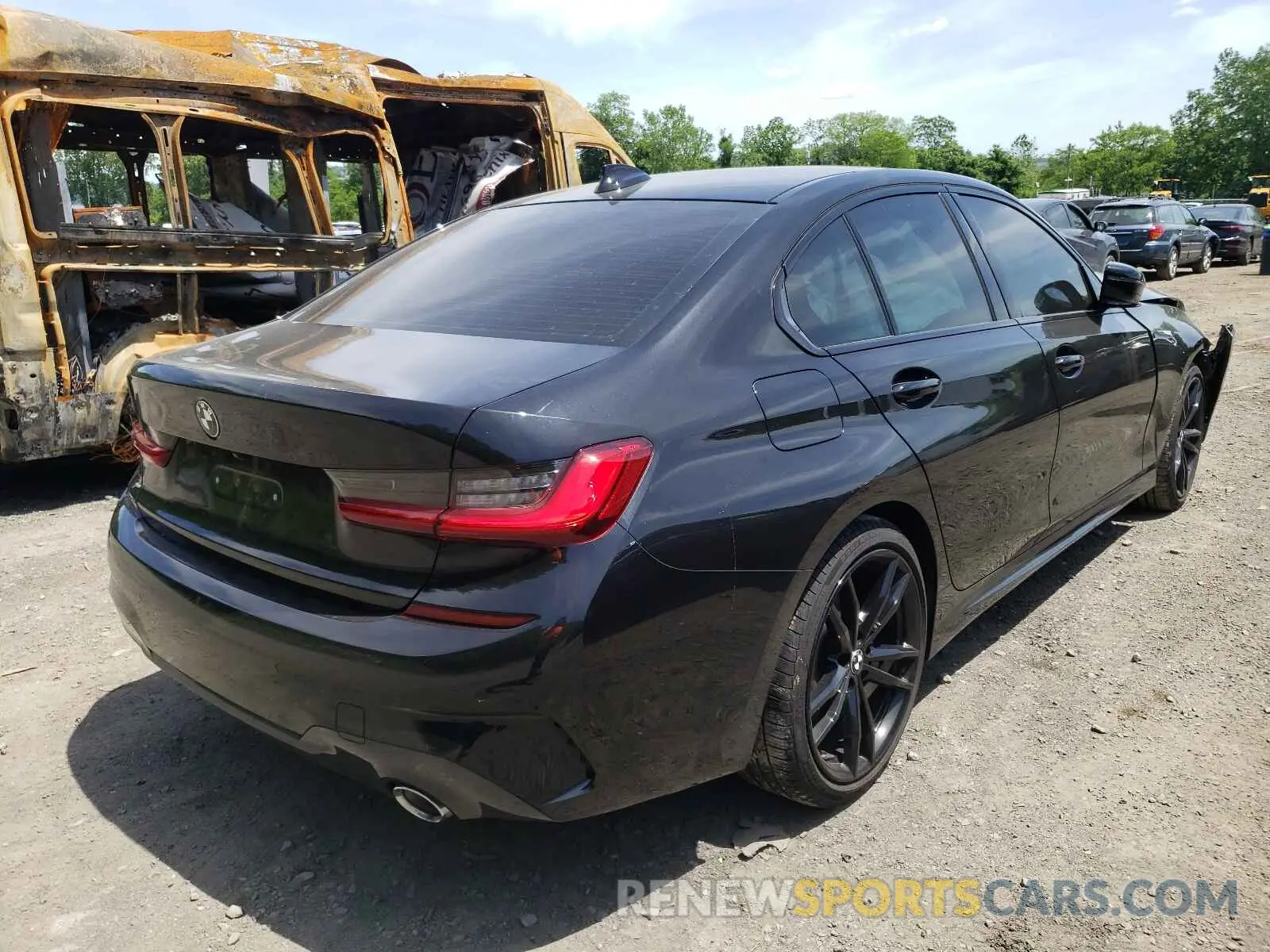 4 Photograph of a damaged car 3MW5R7J00L8B15787 BMW 3 SERIES 2020