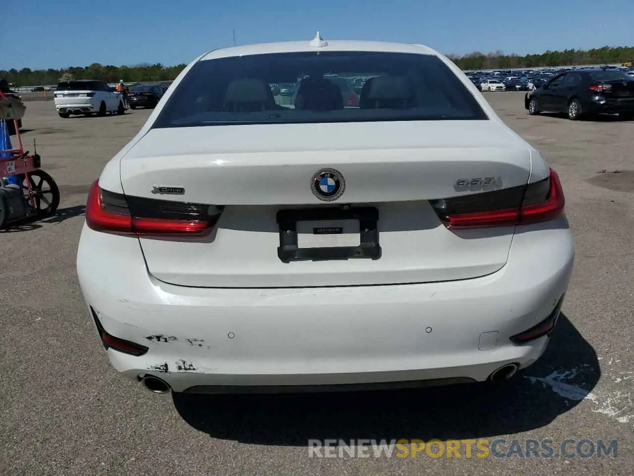6 Photograph of a damaged car 3MW5R7J02L8B28136 BMW 3 SERIES 2020