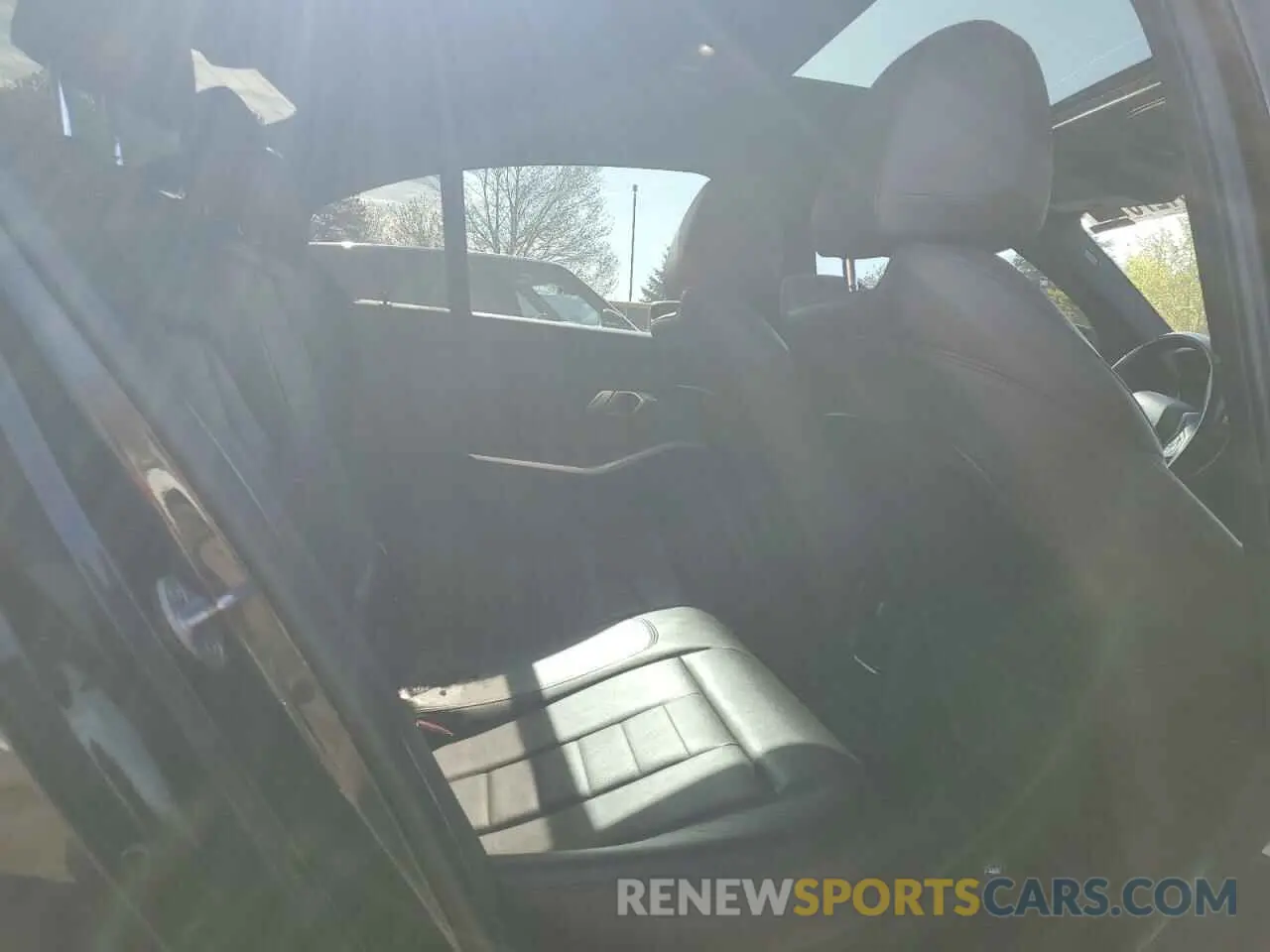 10 Фотография поврежденного автомобиля 3MW5R7J04L8B28610 BMW 3 SERIES 2020
