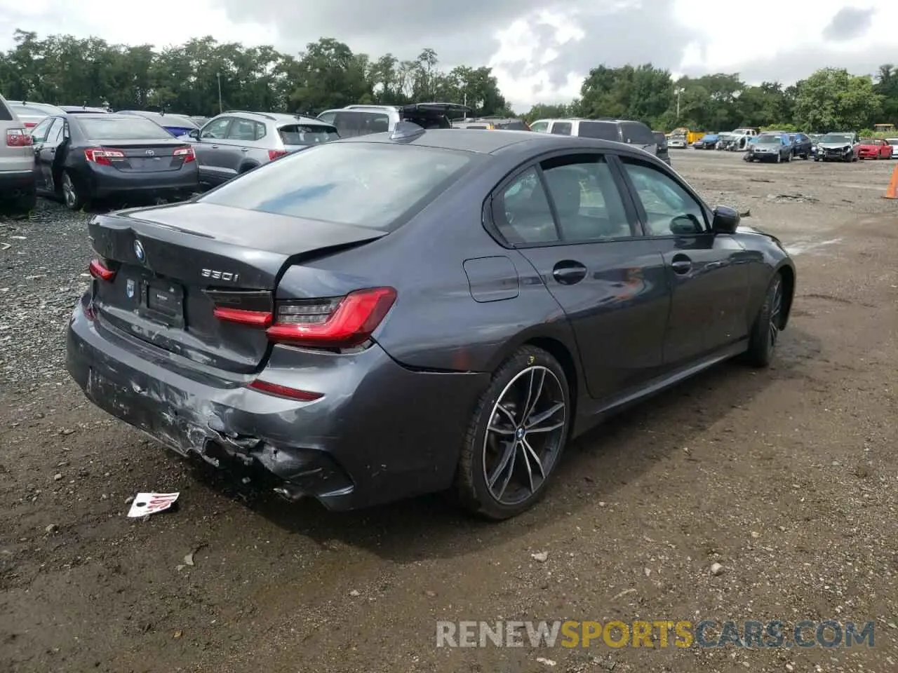 4 Photograph of a damaged car 3MW5R7J06L8B11260 BMW 3 SERIES 2020