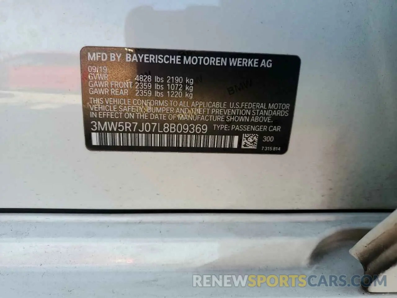 13 Photograph of a damaged car 3MW5R7J07L8B09369 BMW 3 SERIES 2020