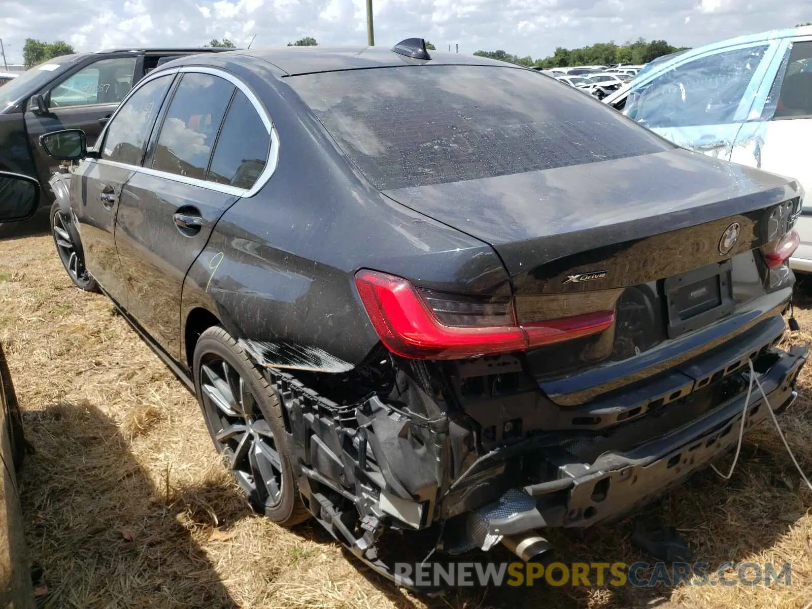 3 Photograph of a damaged car 3MW5R7J08L8B03841 BMW 3 SERIES 2020