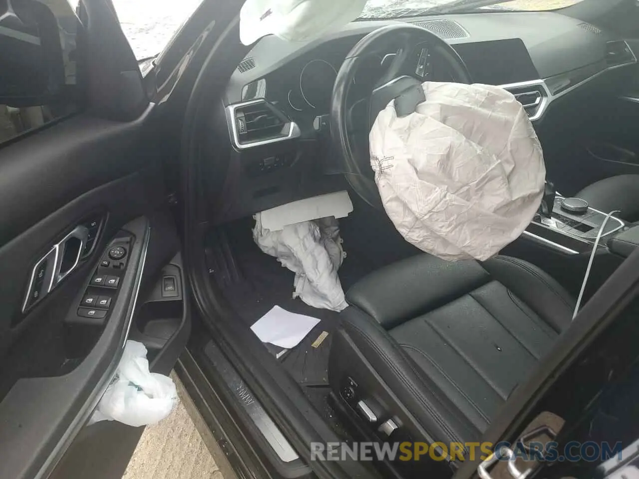 8 Photograph of a damaged car 3MW5R7J09L8B25475 BMW 3 SERIES 2020