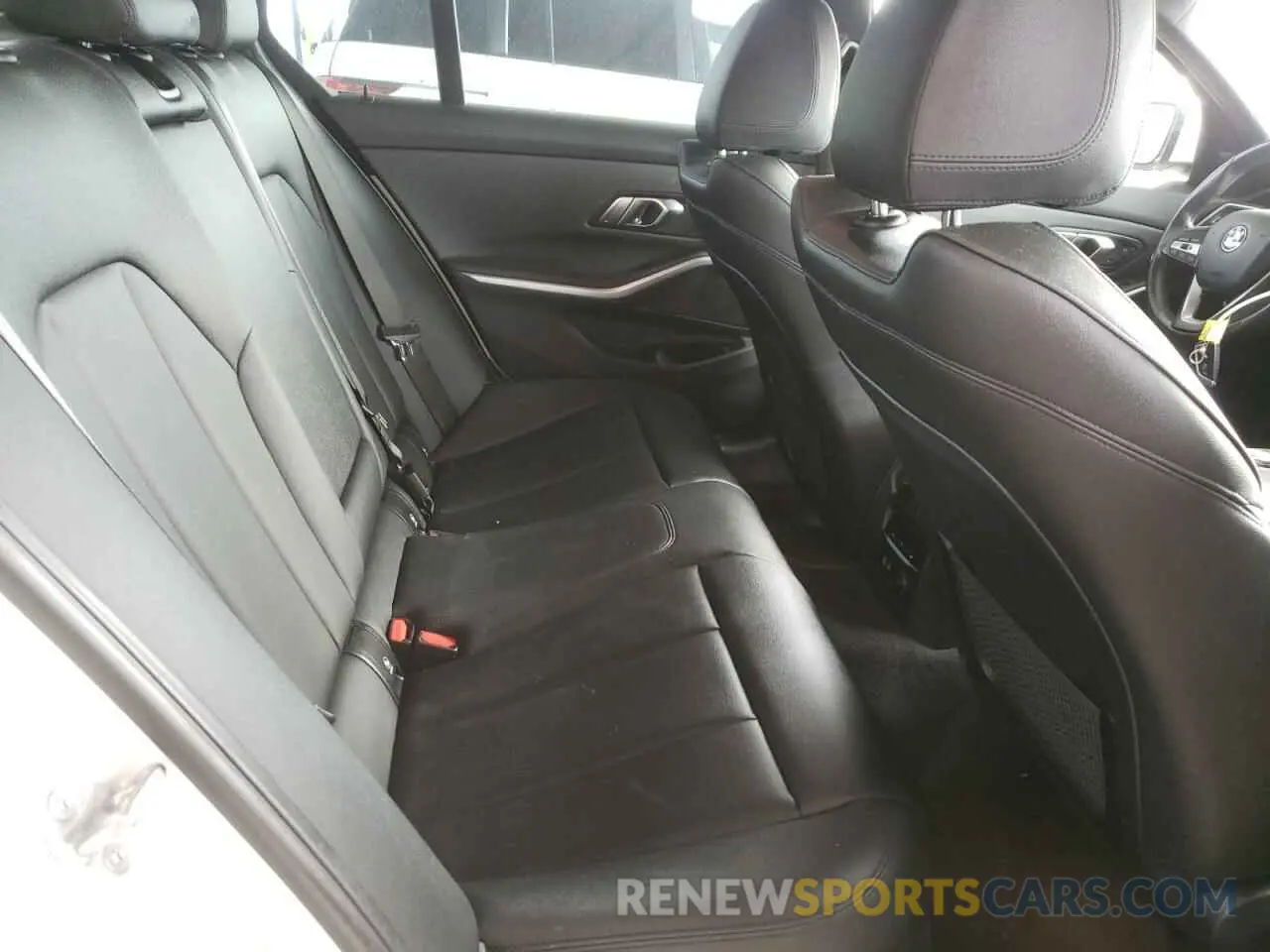10 Фотография поврежденного автомобиля WBA5R1C02LFJ06798 BMW 3 SERIES 2020