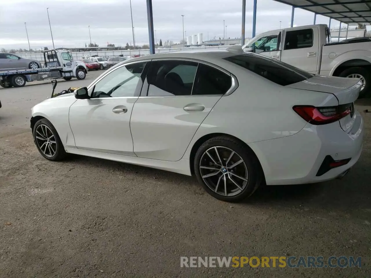 2 Фотография поврежденного автомобиля WBA5R1C02LFJ06798 BMW 3 SERIES 2020