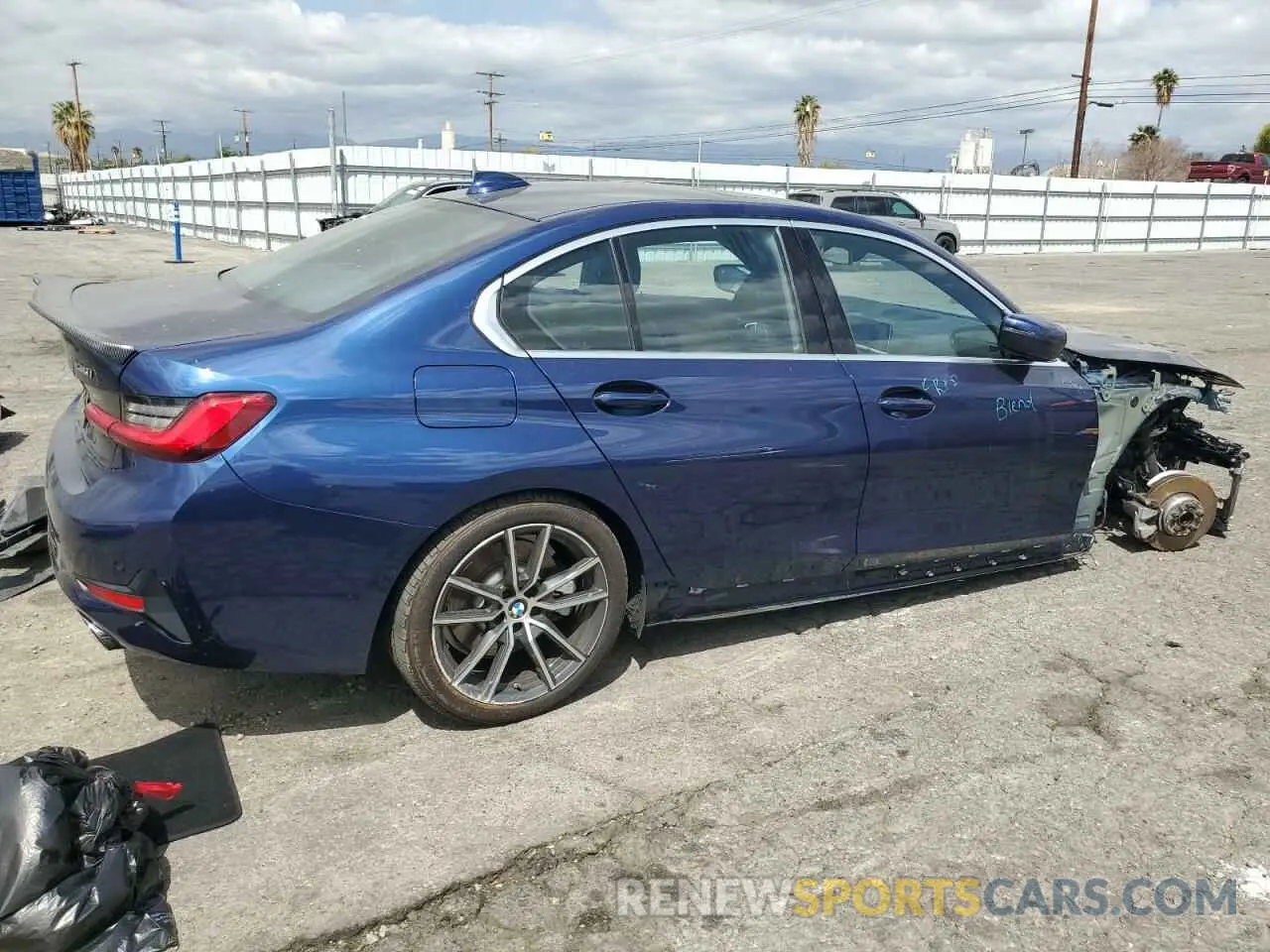 3 Фотография поврежденного автомобиля WBA5R1C08LFH41897 BMW 3 SERIES 2020