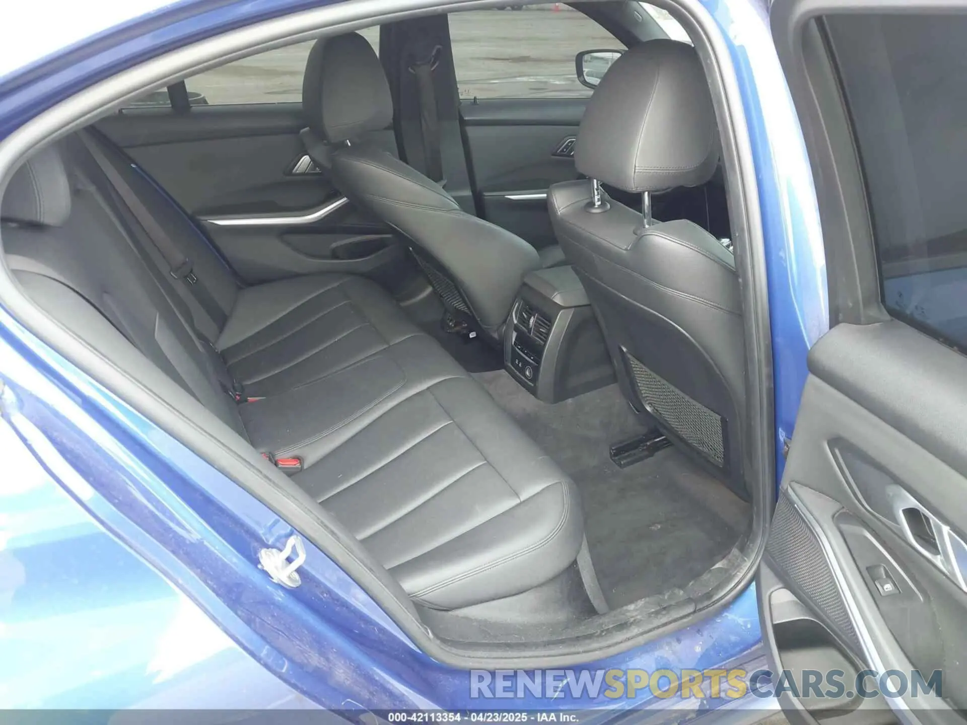 8 Фотография поврежденного автомобиля WBA5U7C05LAF54180 BMW 3 SERIES 2020