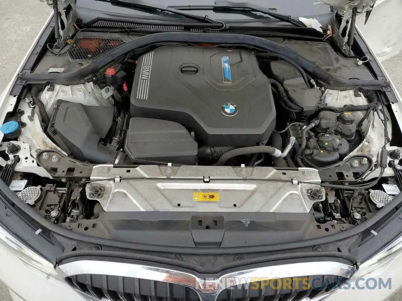 11 Photograph of a damaged car 3MW5P7J07M8B78246 BMW 3 SERIES 2021