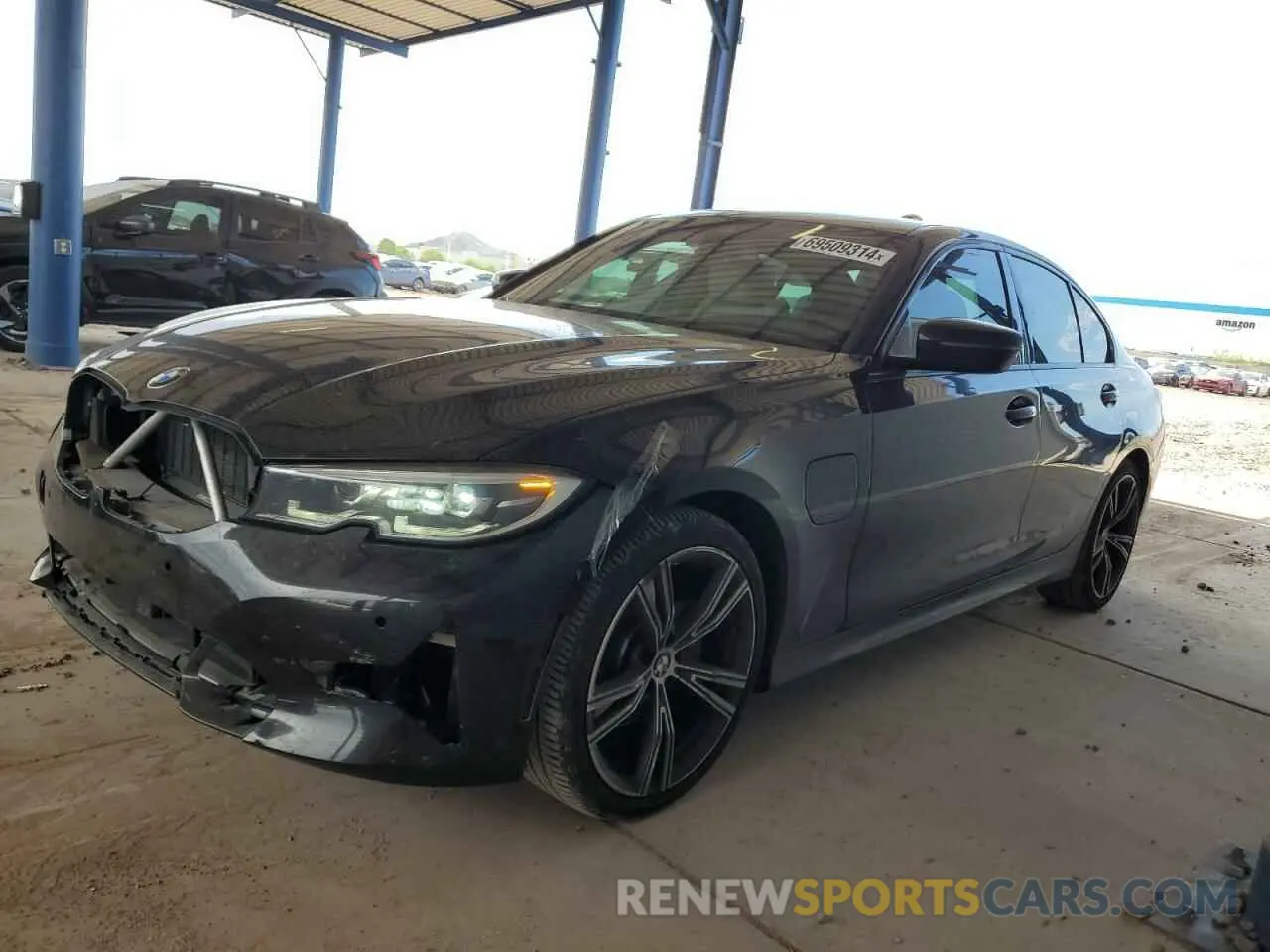 1 Фотография поврежденного автомобиля 3MW5P7J08M8B54313 BMW 3 SERIES 2021