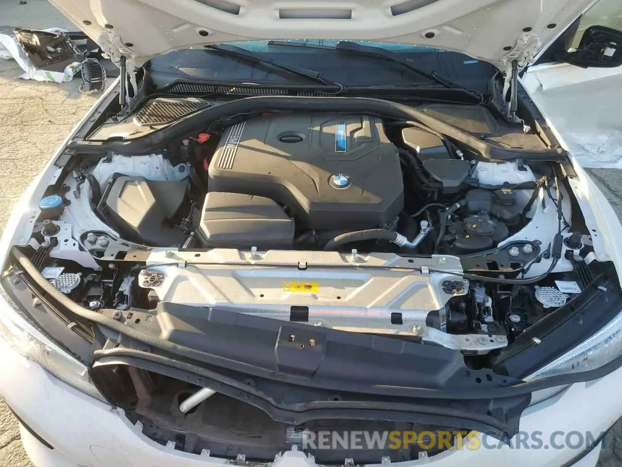13 Фотография поврежденного автомобиля 3MW5P7J08M8B78255 BMW 3 SERIES 2021