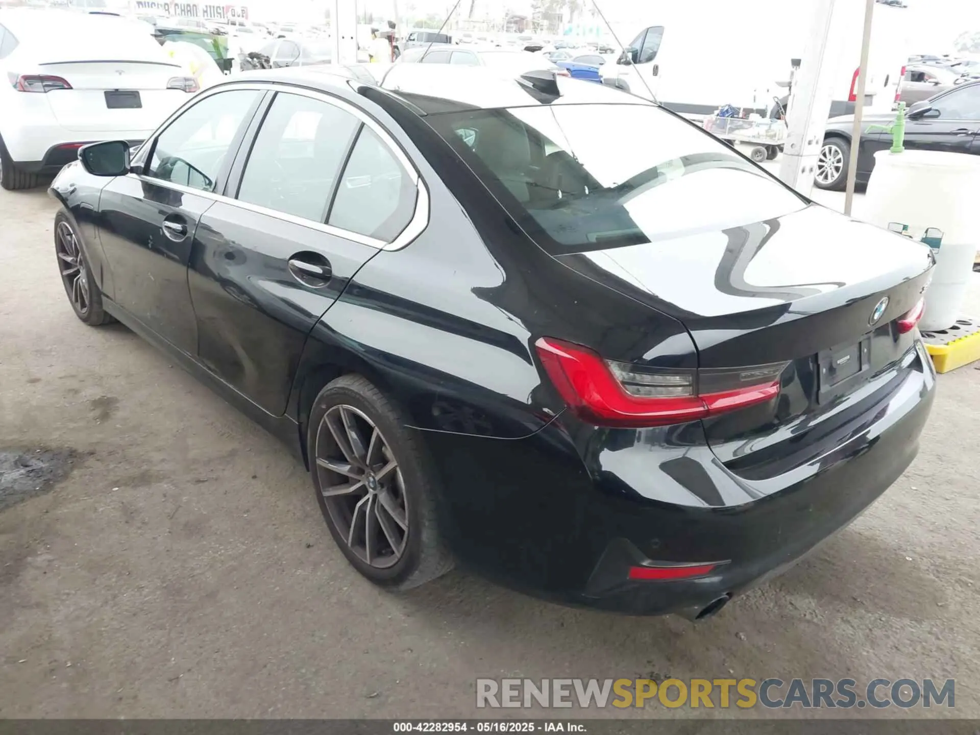 3 Фотография поврежденного автомобиля 3MW5P7J09M8B75719 BMW 3 SERIES 2021