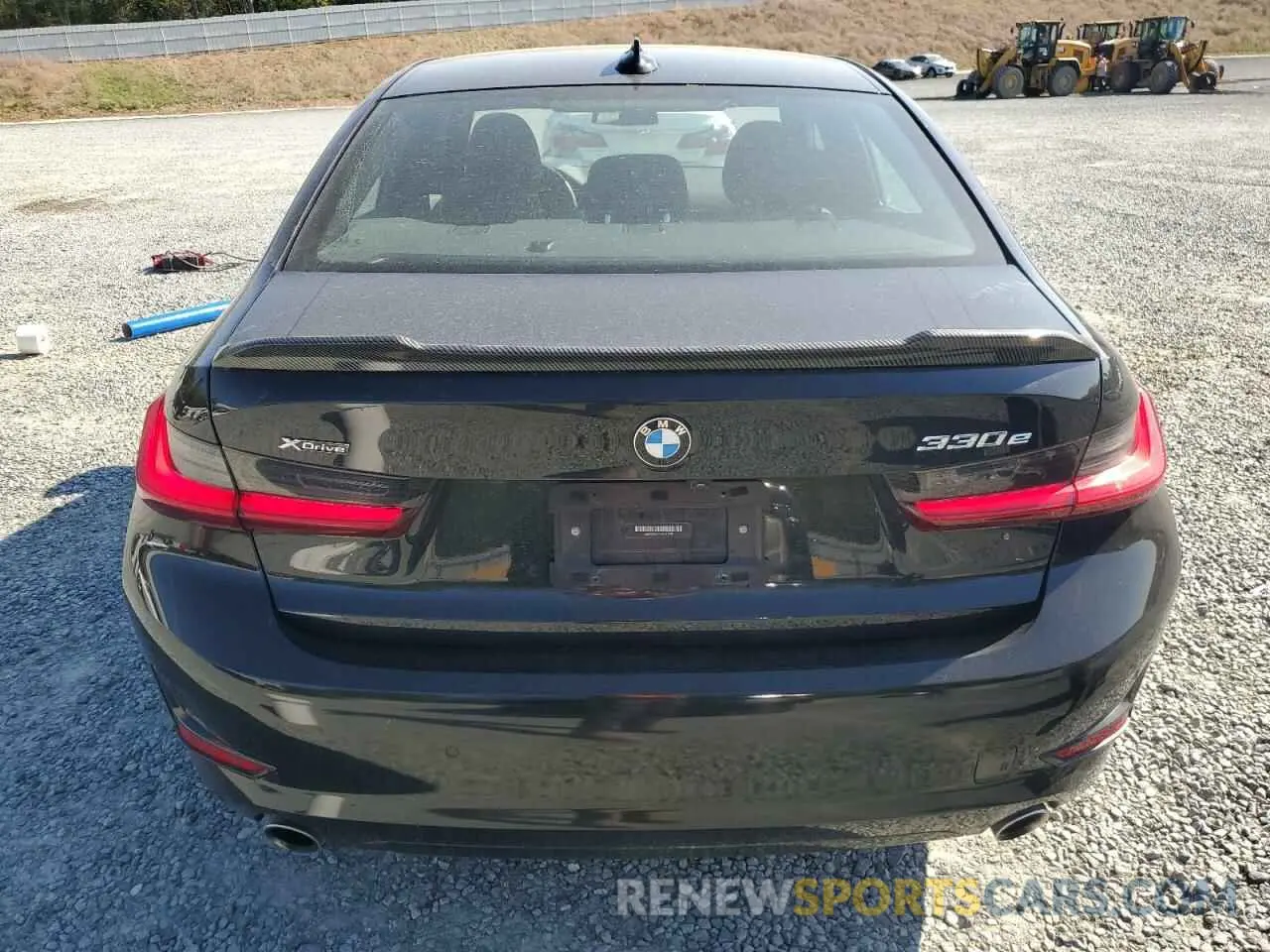 6 Photograph of a damaged car 3MW5P9J09M8C11548 BMW 3 SERIES 2021