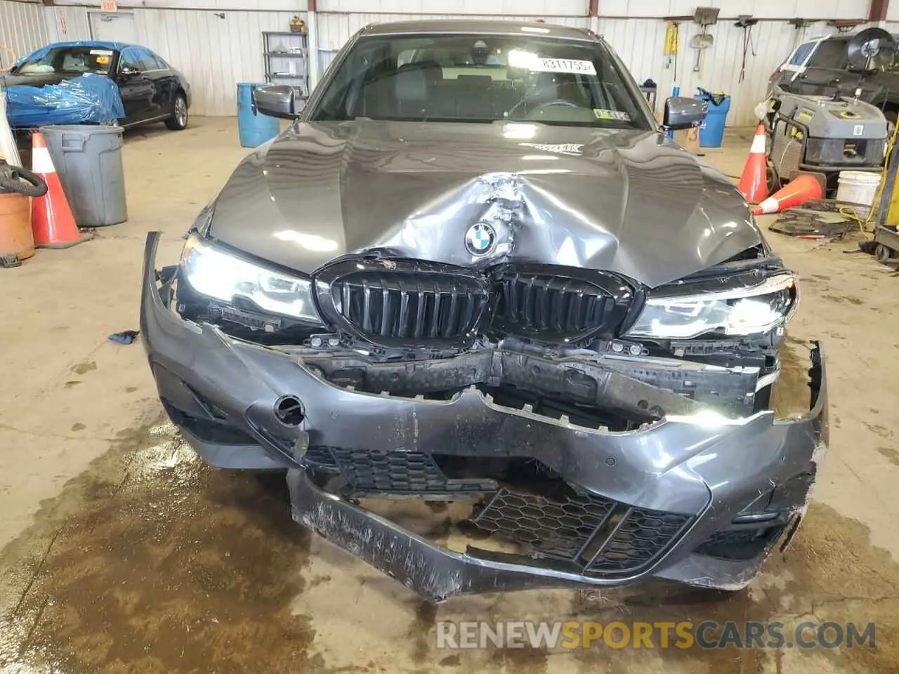 5 Photograph of a damaged car 3MW5R1J00M8B81609 BMW 3 SERIES 2021