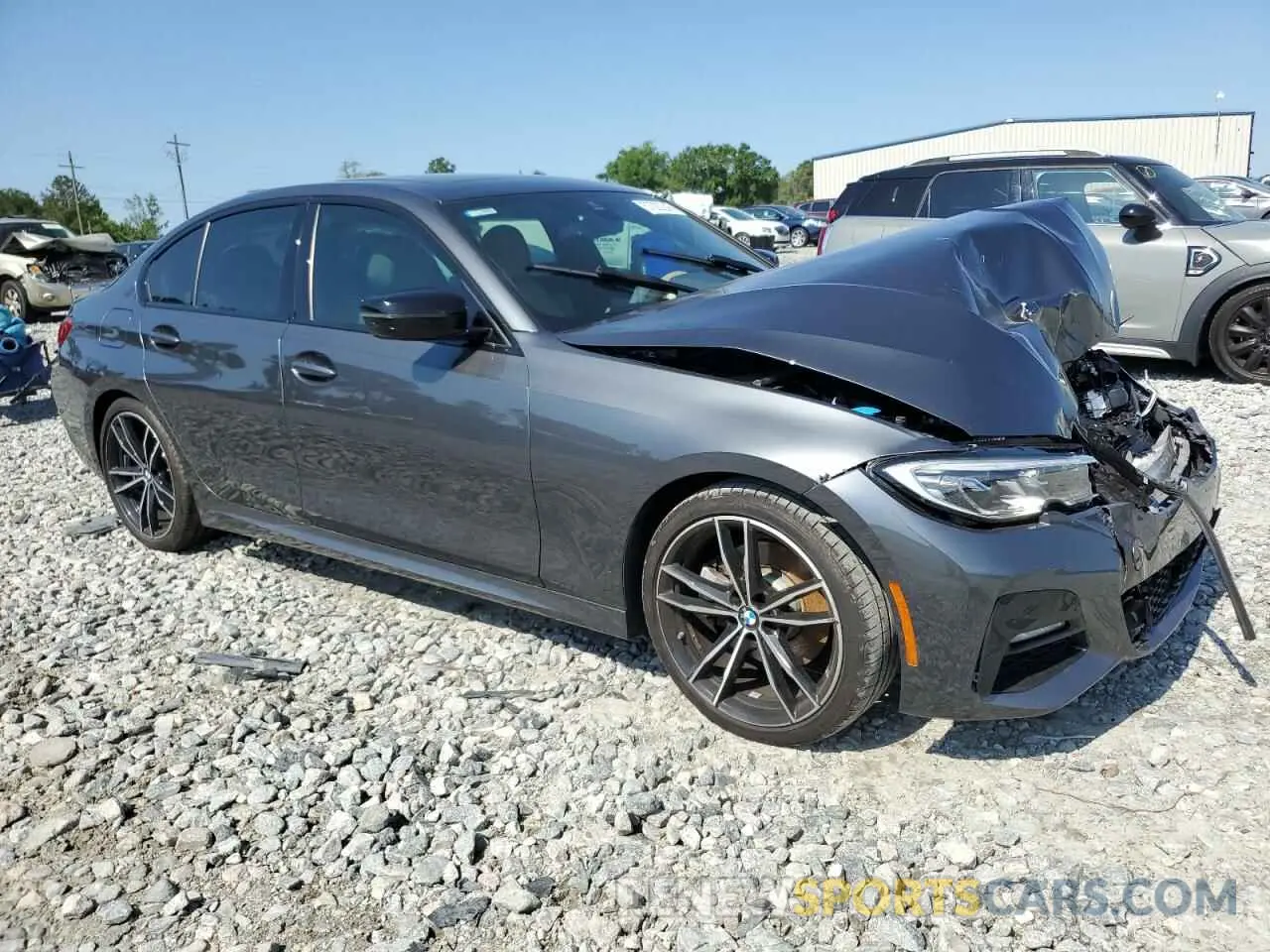 4 Photograph of a damaged car 3MW5R1J04M8B64019 BMW 3 SERIES 2021
