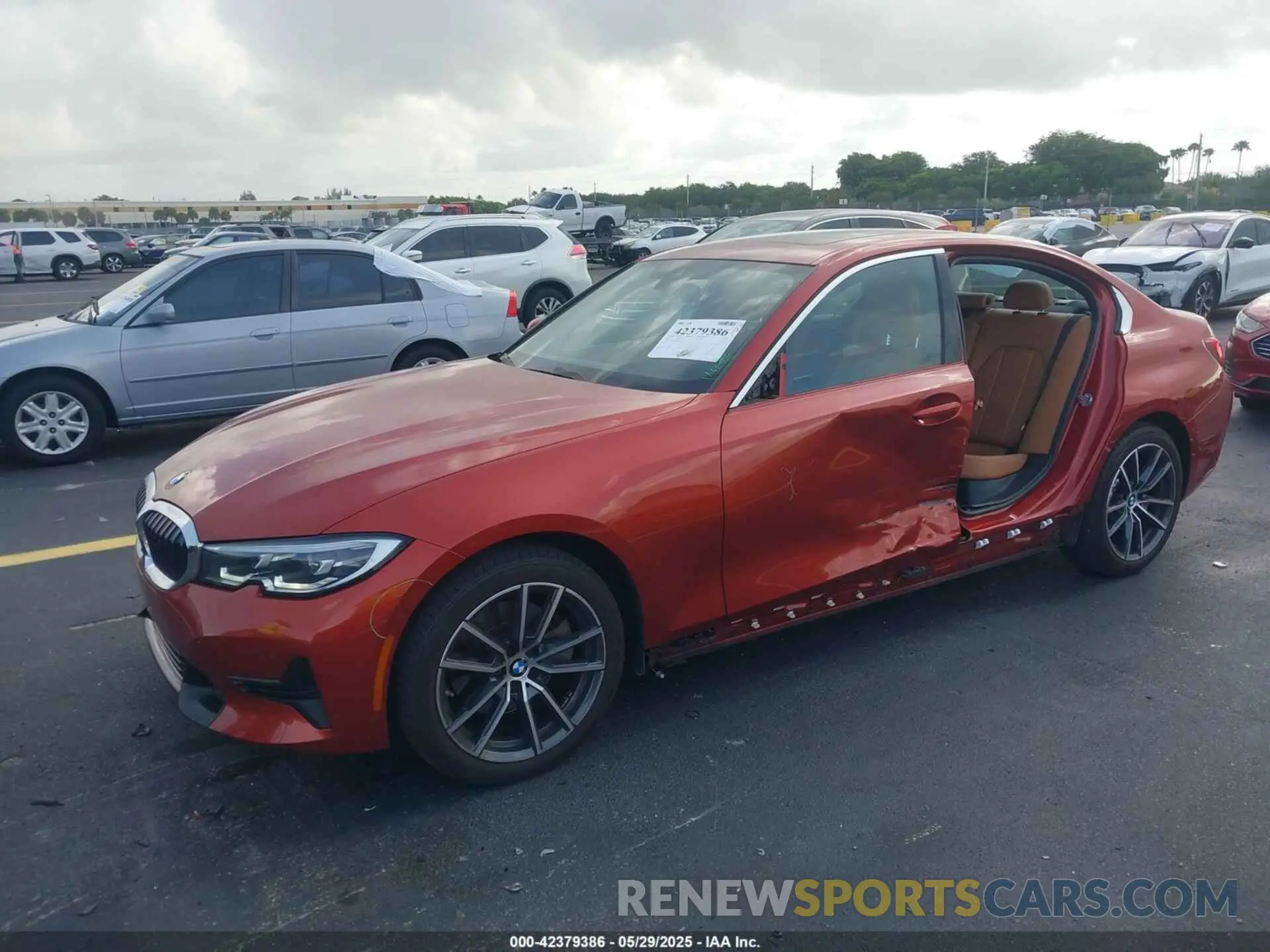 2 Photograph of a damaged car 3MW5R1J04M8B95643 BMW 3 SERIES 2021
