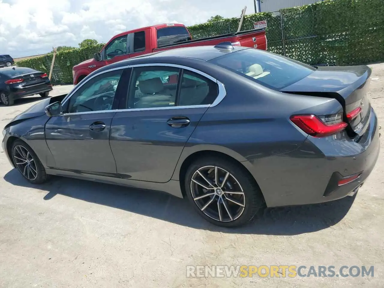 2 Фотография поврежденного автомобиля 3MW5R1J05M8B70220 BMW 3 SERIES 2021