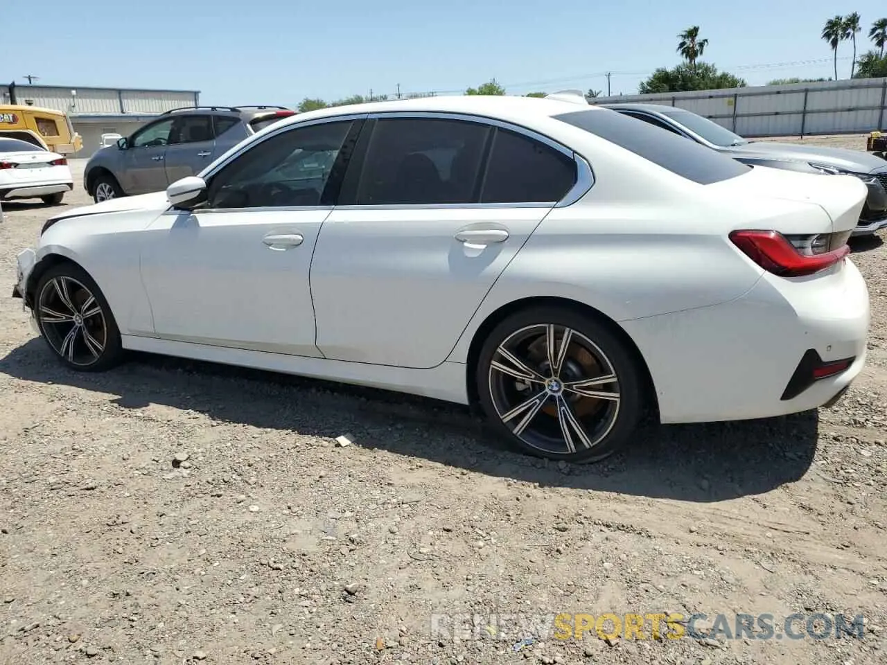 2 Photograph of a damaged car 3MW5R1J05M8C03037 BMW 3 SERIES 2021
