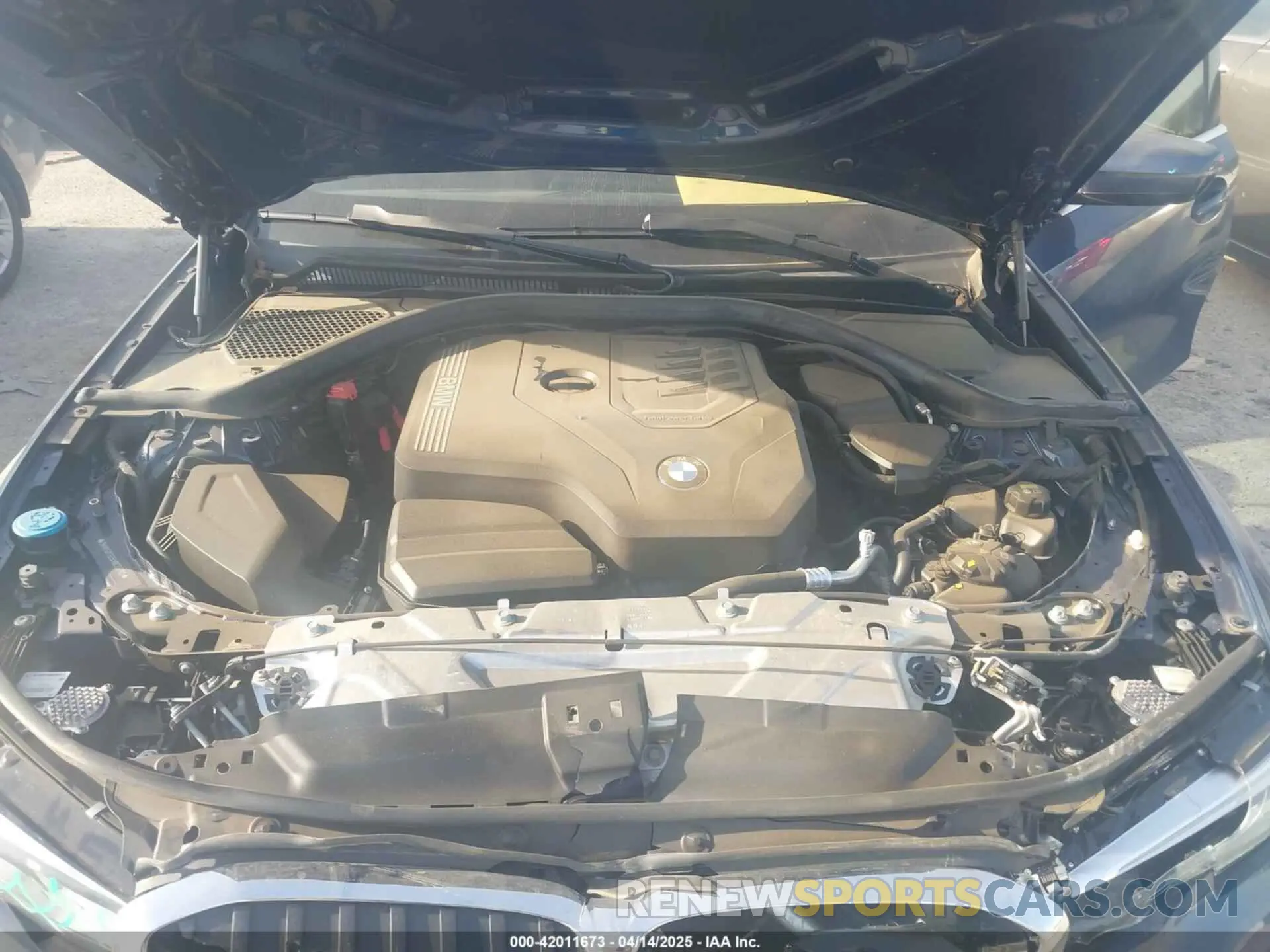 10 Фотография поврежденного автомобиля 3MW5R1J05M8C06701 BMW 3 SERIES 2021