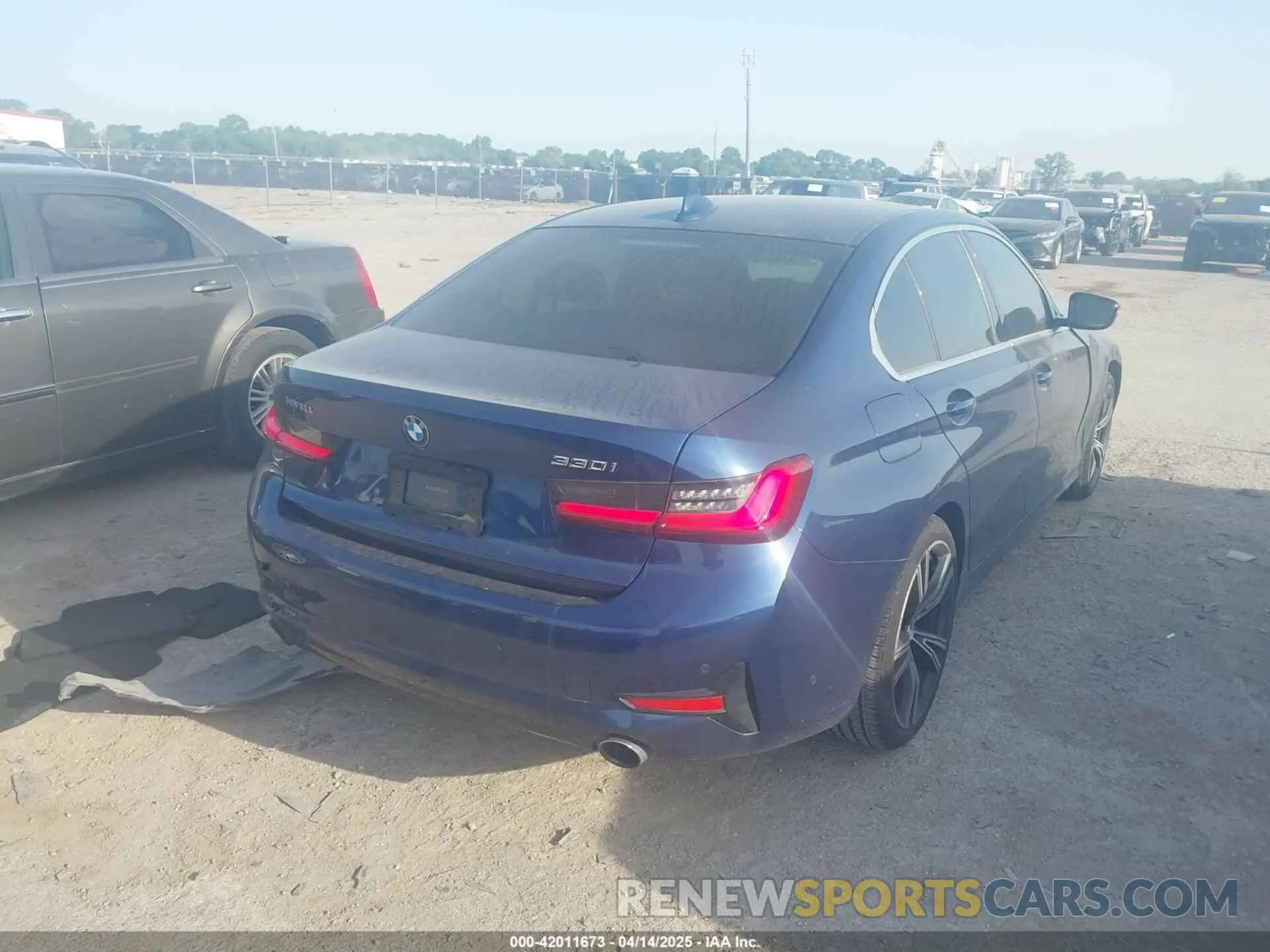 4 Фотография поврежденного автомобиля 3MW5R1J05M8C06701 BMW 3 SERIES 2021