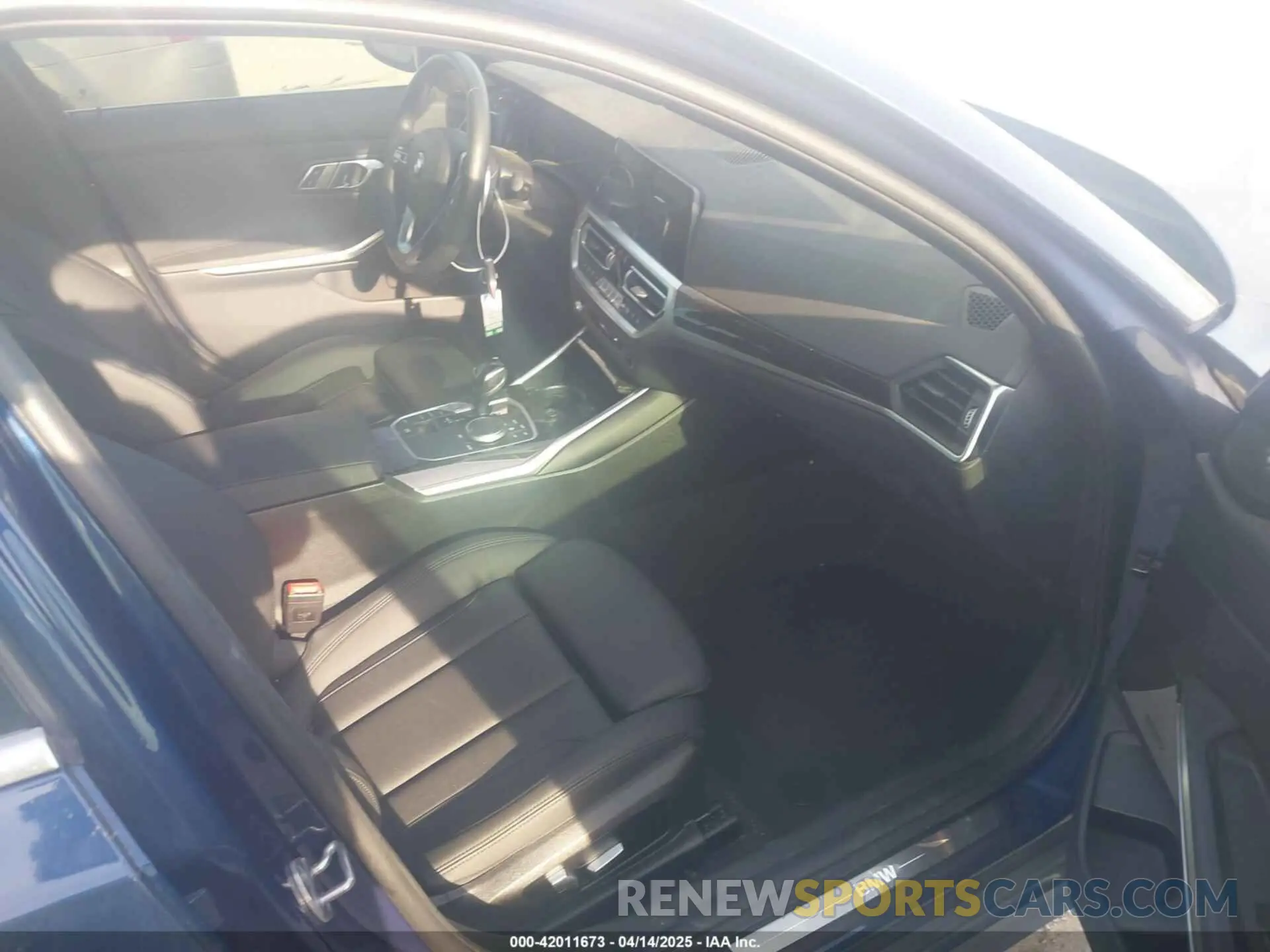 5 Фотография поврежденного автомобиля 3MW5R1J05M8C06701 BMW 3 SERIES 2021