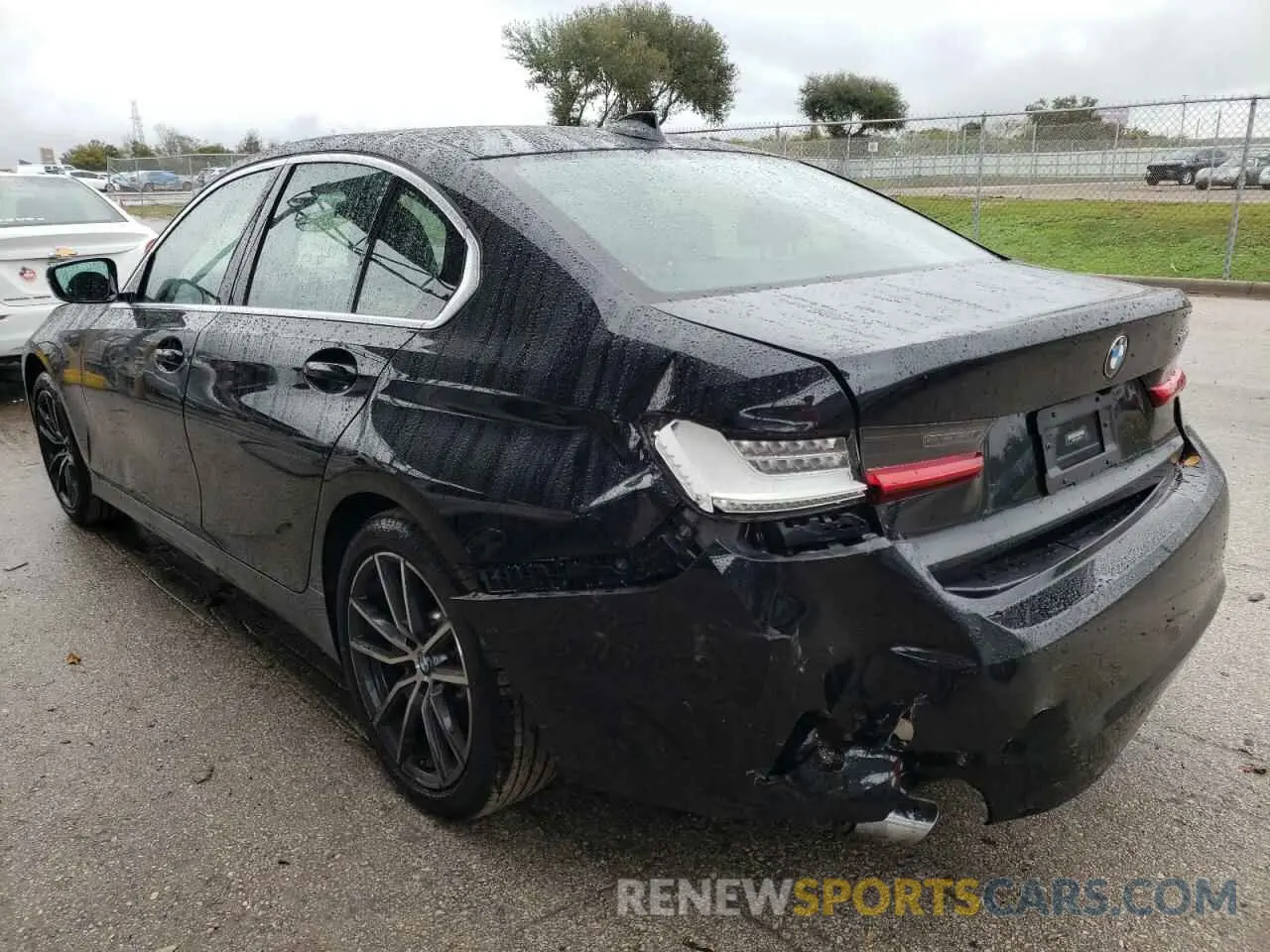 3 Photograph of a damaged car 3MW5R1J05M8C07847 BMW 3 SERIES 2021
