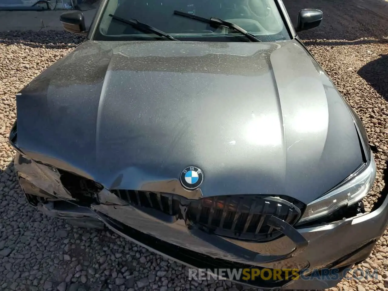 11 Фотография поврежденного автомобиля 3MW5R1J06M8B67021 BMW 3 SERIES 2021