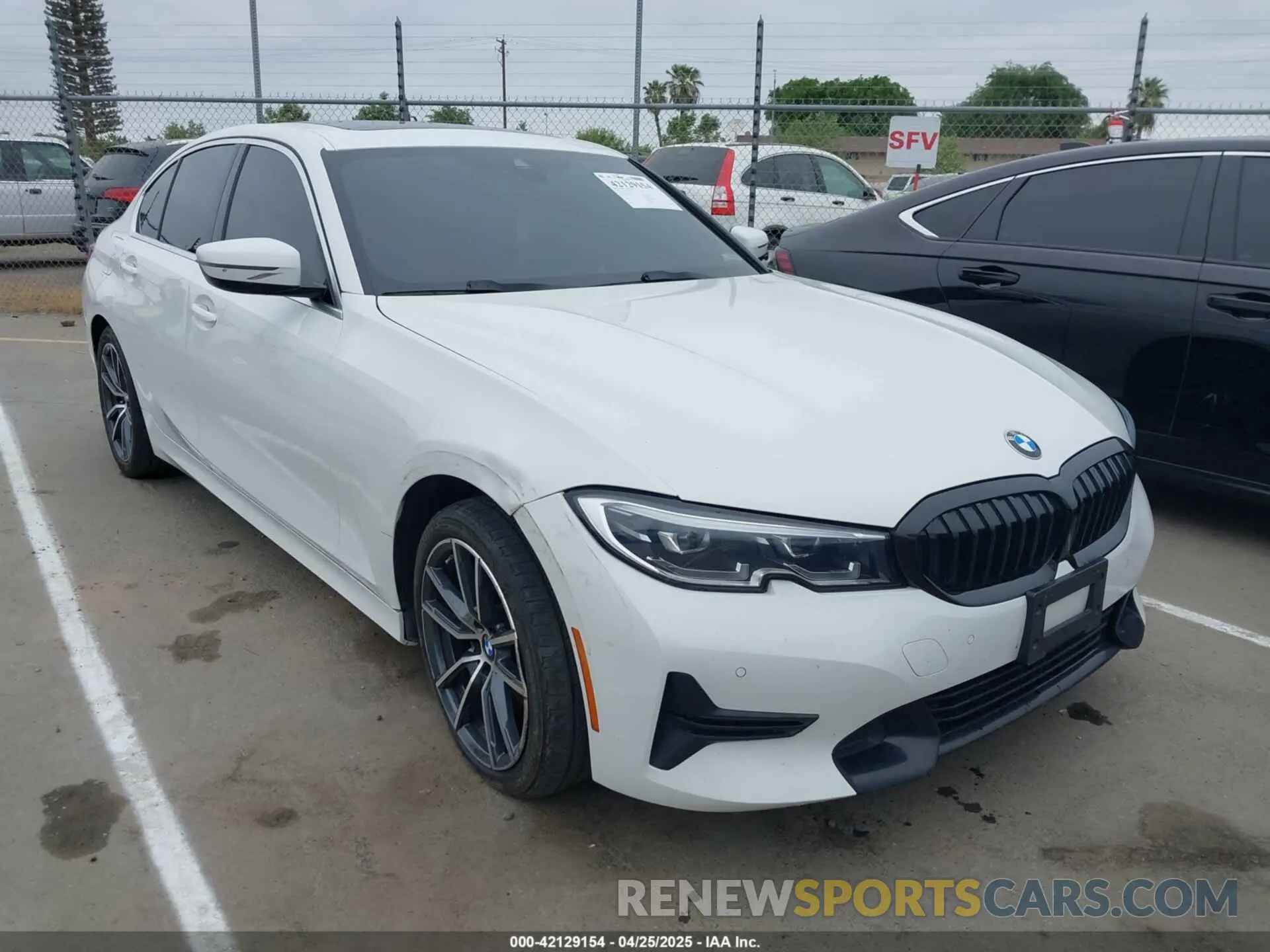 1 Фотография поврежденного автомобиля 3MW5R1J06M8B74051 BMW 3 SERIES 2021