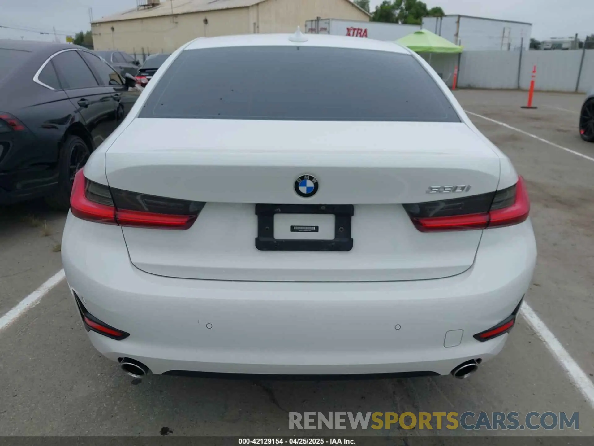 16 Фотография поврежденного автомобиля 3MW5R1J06M8B74051 BMW 3 SERIES 2021